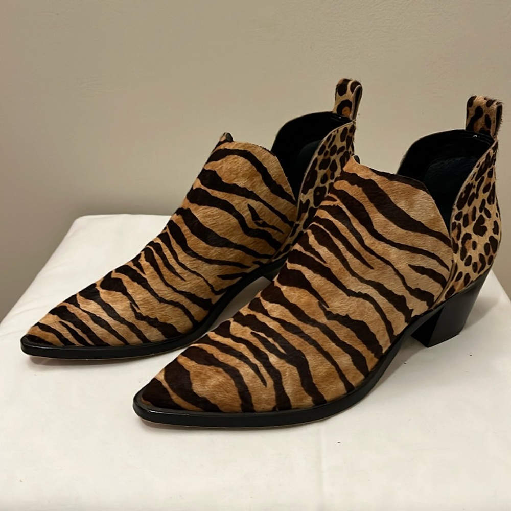 Dolce Vita bootie